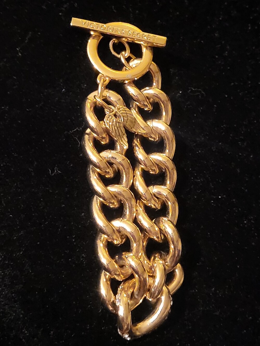Vintage Victoria's Secret Chunky Curb Chain Bracelet with Angel Wings Toggle